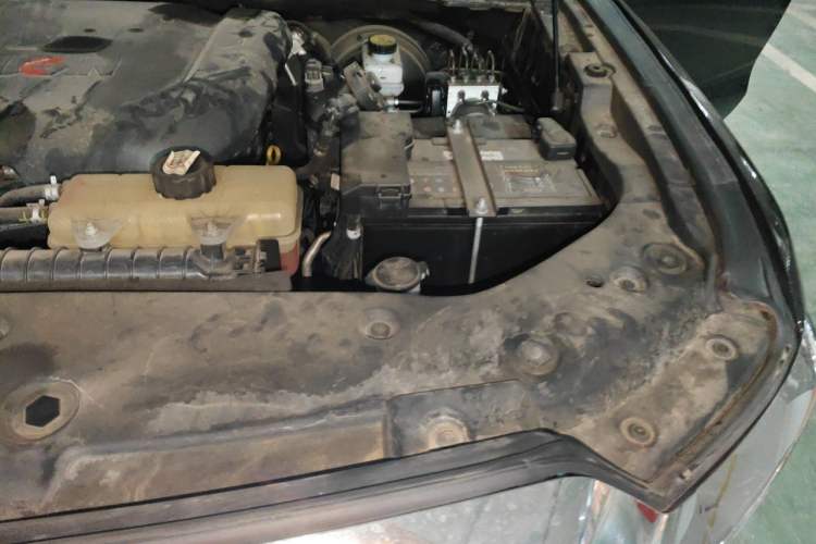 Used Foton Mars 2023 Mars 7 2.0T Diesel Automatic 4x4 Long-Wheelbase Luxury Model Engine Bay Left