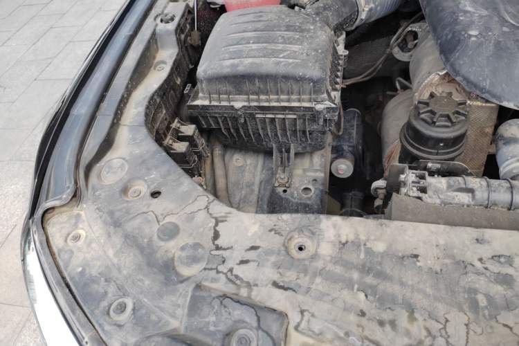 Used Foton Mars 2023 Mars 7 2.0T Diesel Automatic 4x4 Long-Wheelbase Elite Model Engine Bay Right