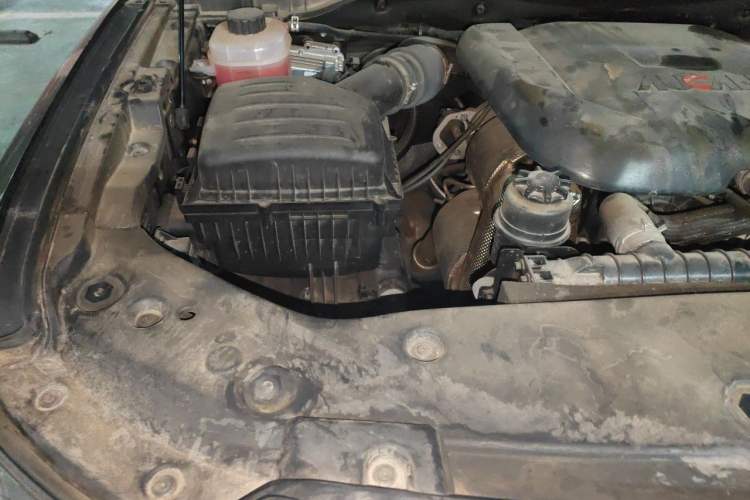 Used Foton Mars 2023 Mars 7 2.0T Diesel Automatic 4x4 Long-Wheelbase Luxury Model Engine Bay Right