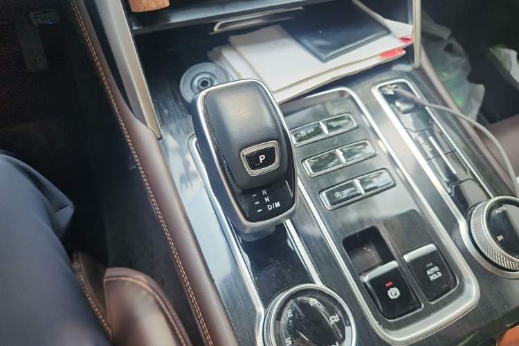 Used Foton Mars 2023 Mars 7 2.0T Diesel Automatic 4x4 Long-Wheelbase Luxury Model Gear Lever