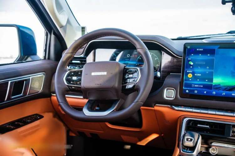 Used Foton Mars 2023 Mars 9 2.0T Diesel Automatic 4x4 Standard-Wheel Luxury Edition Interior 2