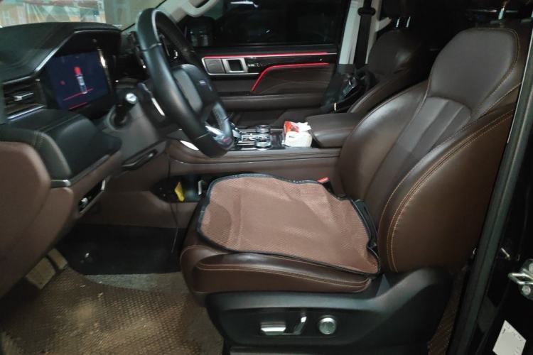 Used Foton Mars 2023 Mars 7 2.0T Diesel Automatic 4x4 Long-Wheelbase Luxury Model Left Front Seat