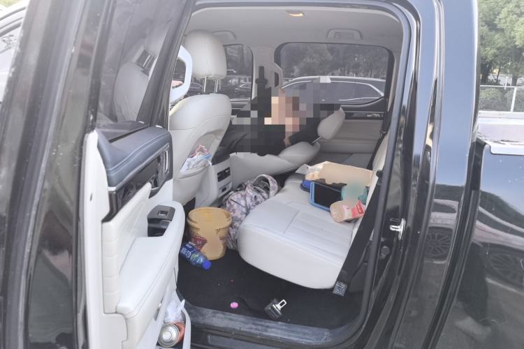 Used Foton Mars 2023 Mars 7 2.0T Diesel Automatic 2WD Long-Wheelbase Luxury Model Left Rear Seat
