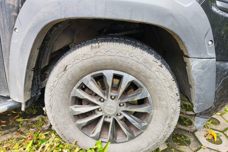 Used Foton Mars 2023 Mars 9 2.0T Diesel Automatic 4x4 Standard Wheelbase Supreme Model Right Front Wheel Hub
