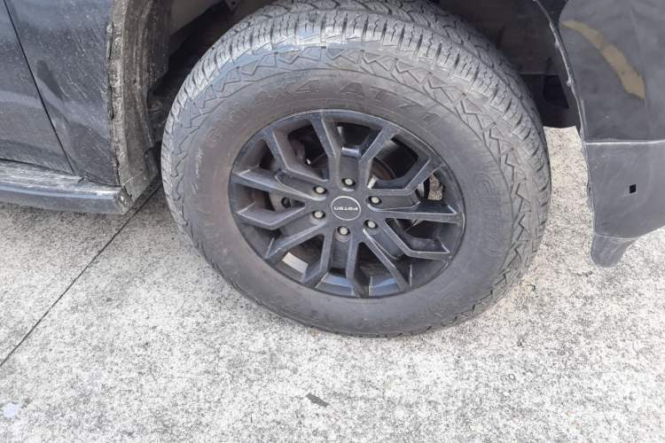 Used Foton Mars 2023 Mars 7 2.0T Diesel Automatic 2WD Long-Wheelbase Luxury Model Right Front Wheel Hub