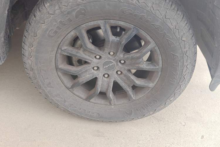Used Foton Mars 2023 Mars 7 2.0T Diesel Automatic 4x4 Long-Wheelbase Elite Model Right Front Wheel Hub