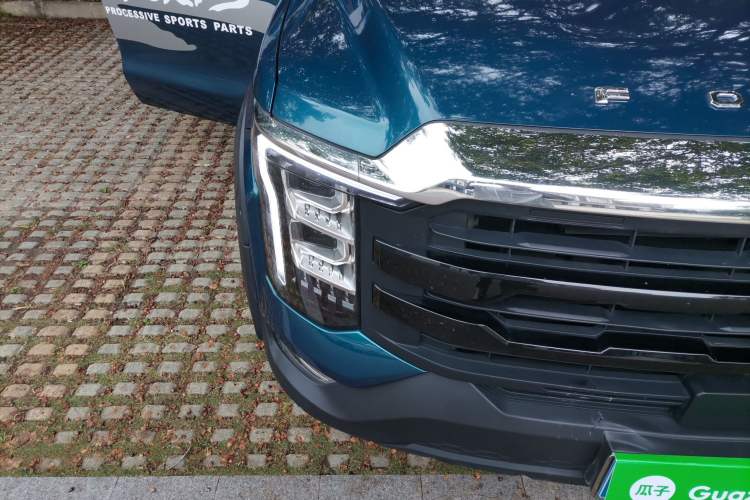 Used Foton Mars 2023 Mars 7 2.0T Diesel Automatic 4x4 Long-Wheelbase Luxury Model Right Front Headlight