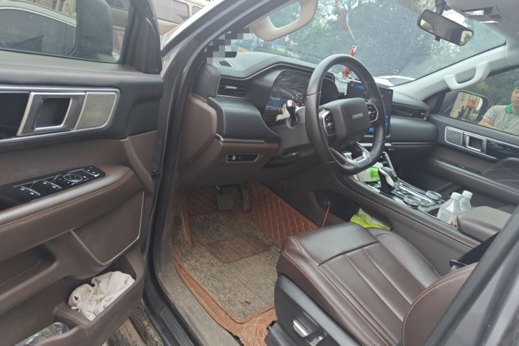Used Foton Mars 2023 Mars 7 2.0T Diesel Automatic 4x4 Long-Wheelbase Elite Model Driver Seat