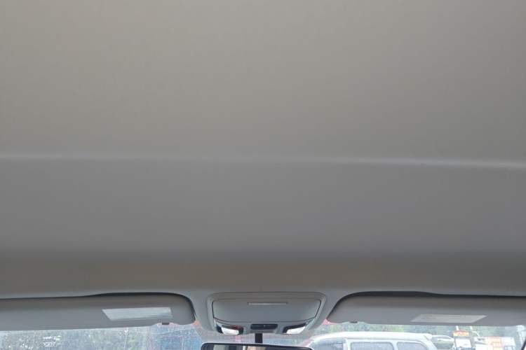 Used Foton Mars 2023 Mars 7 2.0T Diesel Automatic 4x4 Long-Wheelbase Elite Model Headliner