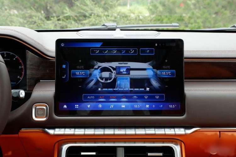 Used Foton Mars 2023 Mars 9 2.0T Diesel Automatic 4x4 Standard Wheelbase Supreme Model Interior 4