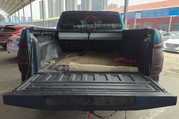 Used Foton Mars 2023 Mars 9 2.0T Diesel Automatic 4x4 Standard-Wheelbase Flagship Model Trunk