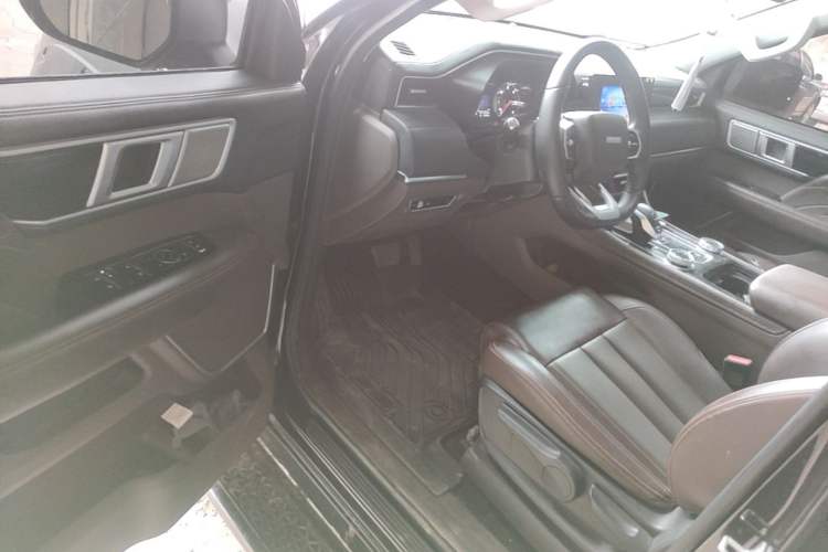 Used Foton Mars 2024 Mars 7 2.0T Diesel Automatic 4x4 Long-Wheelbase Launch Edition Driver Seat