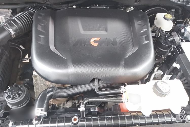 Used Foton Mars 2024 Mars 7 2.0T Diesel Manual Two-Wheel Drive Long-Wheelbase Launch Edition Engine Bay