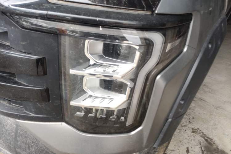 Used Foton Mars 2024 Mars 7 2.0T Diesel Automatic 4x4 Long-Wheelbase Launch Edition Left Front Headlight