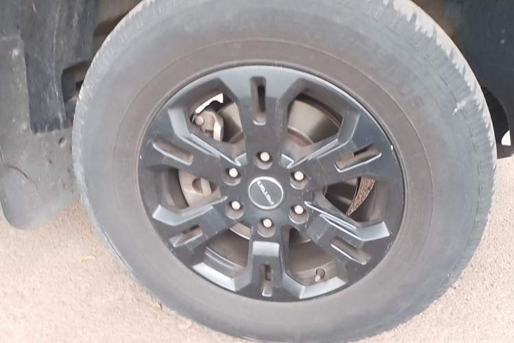 Used Foton Mars 2024 Mars 7 2.0T Diesel Manual Two-Wheel Drive Long-Wheelbase Launch Edition Right Front Wheel Hub