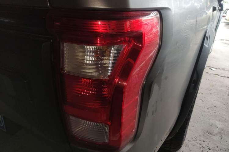Used Foton Mars 2024 Mars 7 2.0T Diesel Automatic 4x4 Long-Wheelbase Launch Edition Right Rear Taillight