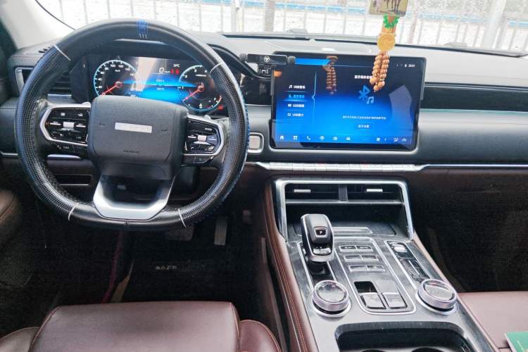 Used Foton Mars 2024 Mars 7 Pro 2.0T Gasoline Automatic 4x4 Standard-Wheel Enjoyment Model Center Console