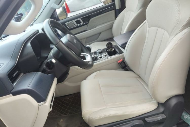 Used Foton Mars 2024 Mars 7 2.0T Diesel Manual 4x4 Long-Wheelbase Launch Edition Left Front Seat