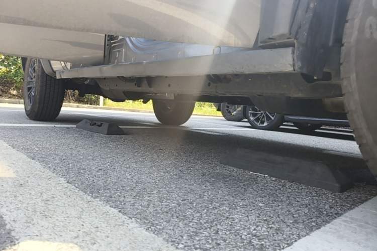 Used Foton Mars 2024 Mars 7 2.0T Diesel Automatic 2WD Long-Wheelbase Launch Edition Right Side Sill