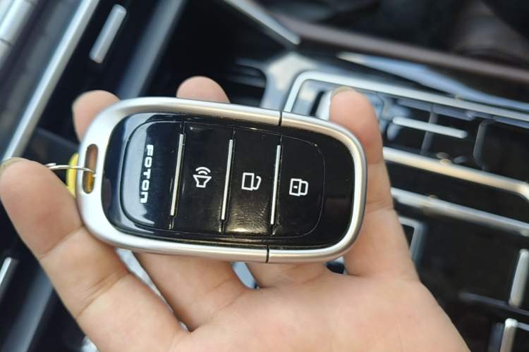Used Foton Mars 2024 Mars 7 2.0T Diesel Automatic 2WD Long-Wheelbase Launch Edition Vehicle Key