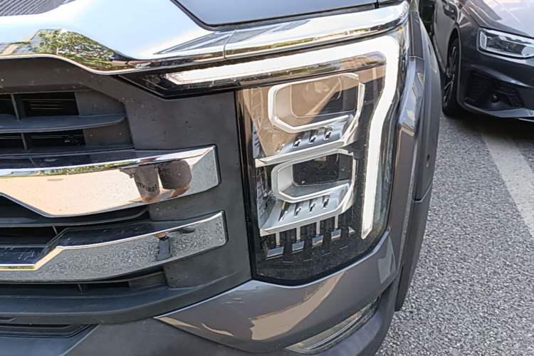 Used Foton Mars 2024 Mars 7 2.0T Diesel Automatic 4x4 Standard-Wheel Launch Edition Left Front Headlight