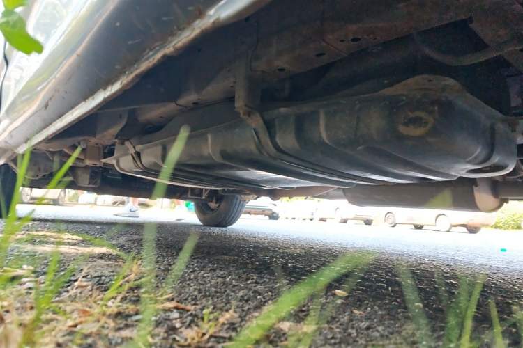 Used Foton MP-X E 2010 2.4L Wealth Express Standard Edition M240L-4G64 Chassis Rear Left