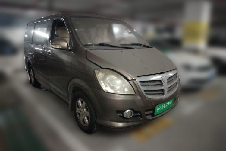 Used Foton MP-X E 2010 2.4L Wealth Express Comfort Edition M240S-4G64 Front Right 45 Deg