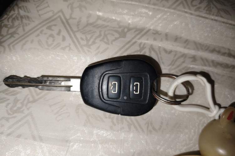 Used Foton MP-X E 2010 2.4L Wealth Express Comfort Edition M240S-4G64 Vehicle Key