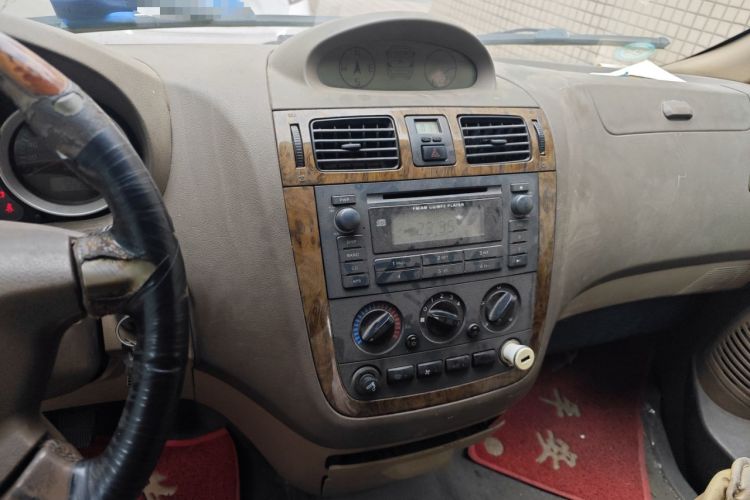 Used Foton MP-X E 2010 2.4L Wealthy Express Comfort Edition M240SL-4G64 Audio And AC Panel