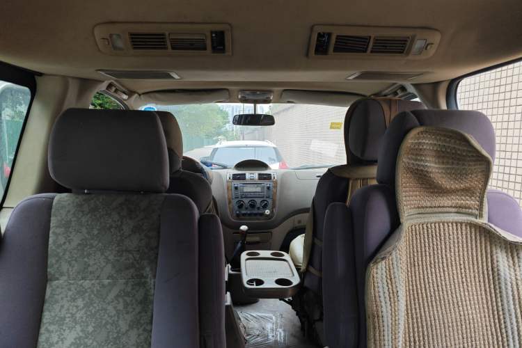 Used Foton MP-X E 2010 2.4L Wealthy Express Comfort Edition M240SL-4G64 Headliner