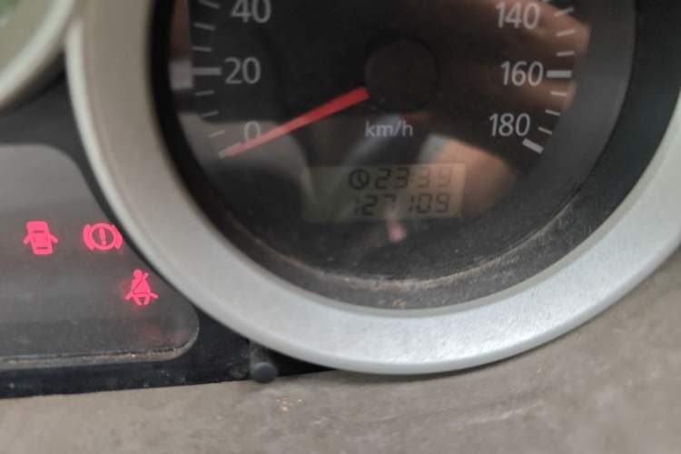 Used Foton MP-X E 2010 2.4L Wealthy Express Comfort Edition M240SL-4G64 Odometer Close Up