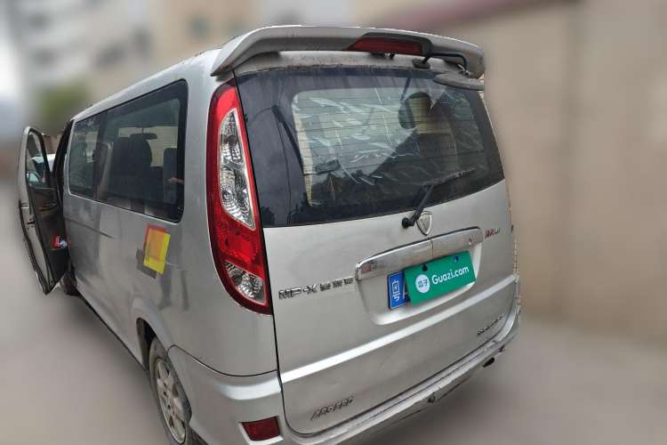 Used Foton MP-X E 2010 2.4L Wealthy Express Comfort Edition M240SL-4G64 Rear Left 45 Deg