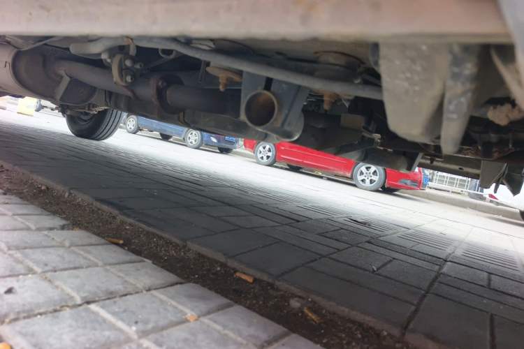 Used Foton MP-X E 2011 2.0L - M240L Wealthy Express Classic Edition 486EQV4 Chassis Front Right