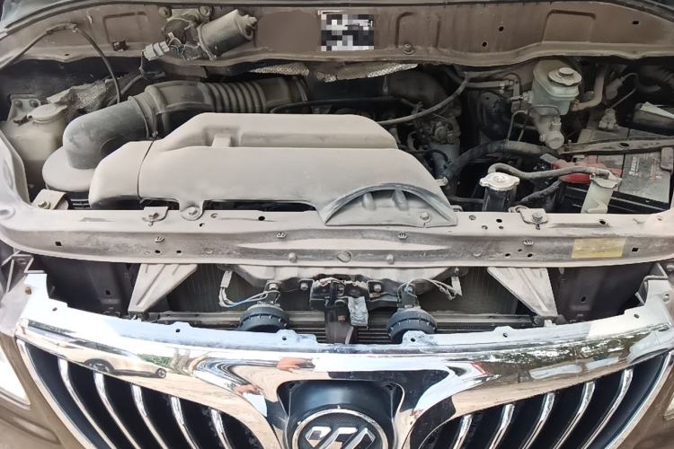 Used Foton MP-X E 2011 2.0L - M200L Wealth Express Classic Edition 4G63S4M Engine Bay