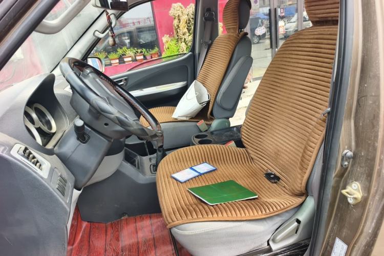 Used Foton MP-X E 2011 2.0L - M240L Wealthy Express Classic Edition 486EQV4 Left Front Seat