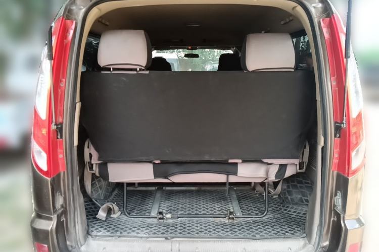 Used Foton MP-X E 2011 2.0L - M200L Wealth Express Classic Edition 4G63S4M Trunk
