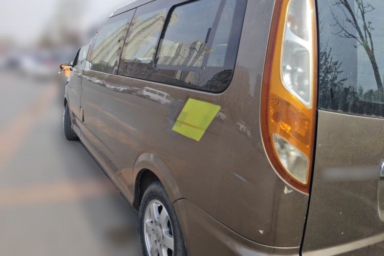 Used Foton MP-X E 2011 2.4L - M240SL Wealth Express Comfort Edition 4G64 Rear Left 45 Deg