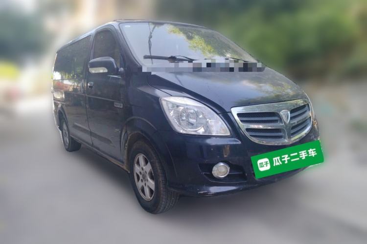 Used Foton MP-X E 2012 2.4L Executive-Class Comfort Version 4G64 Front Right 45 Deg