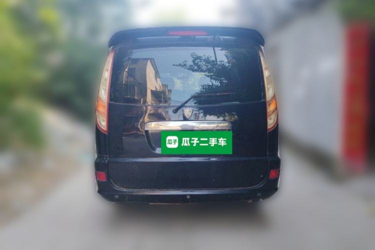 Used Foton MP-X E 2012 2.4L Executive-Class Comfort Version 4G64 Rear