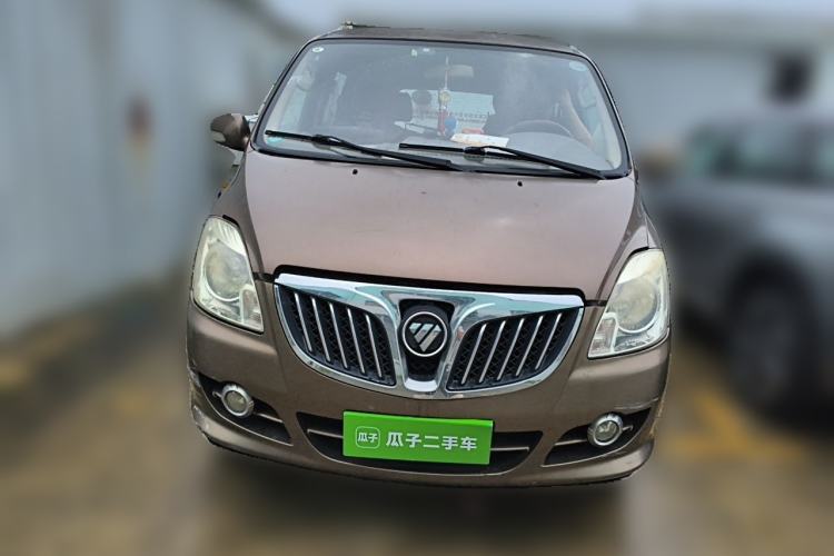 Used Foton MP-X E 2012 2.0L Business Edition Standard Long-Wheelbase 4G63 Front