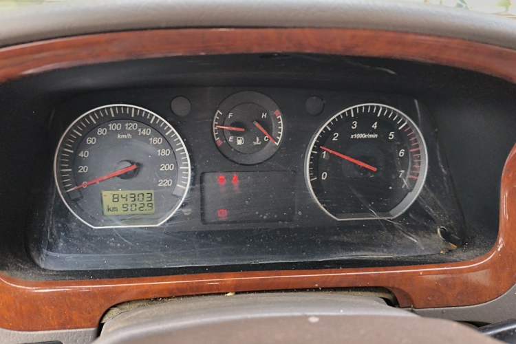 Used Foton MP-X E 2012 2.0L Business Edition Standard Long-Wheelbase 4G63 Instrument Cluster