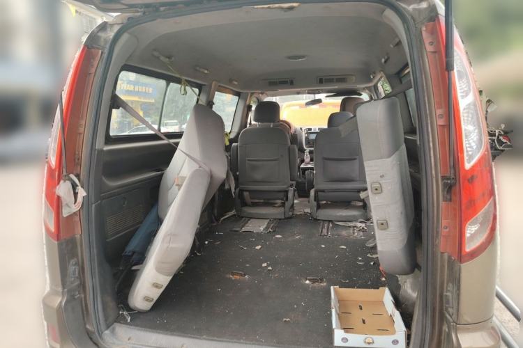 Used Foton MP-X E 2012 2.0L Business Edition Standard Long-Wheelbase 4G63 Trunk