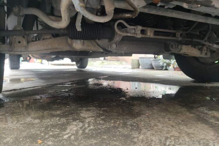 Used Foton MP-X E 2012 2.0L Business Edition Standard Long-Wheelbase 4Gi-VVT Chassis Front Right