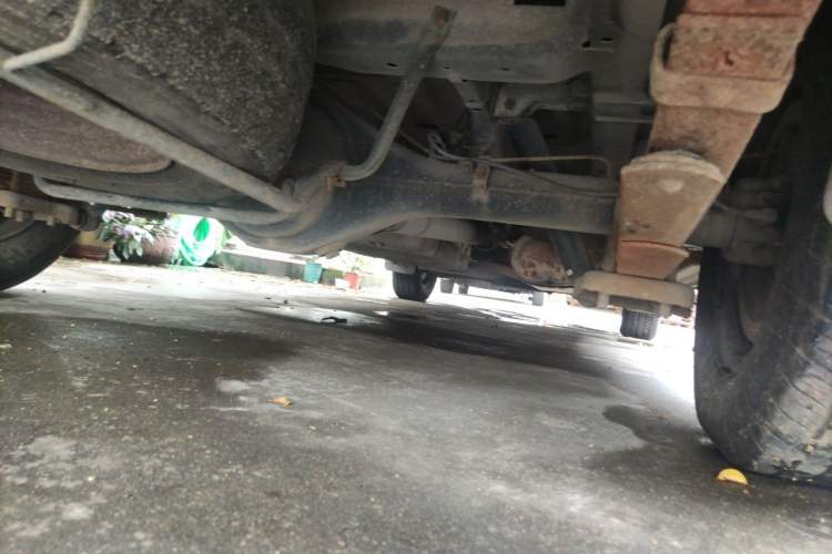Used Foton MP-X E 2012 2.0L Business Edition Standard Long-Wheelbase 4Gi-VVT Chassis Rear Right