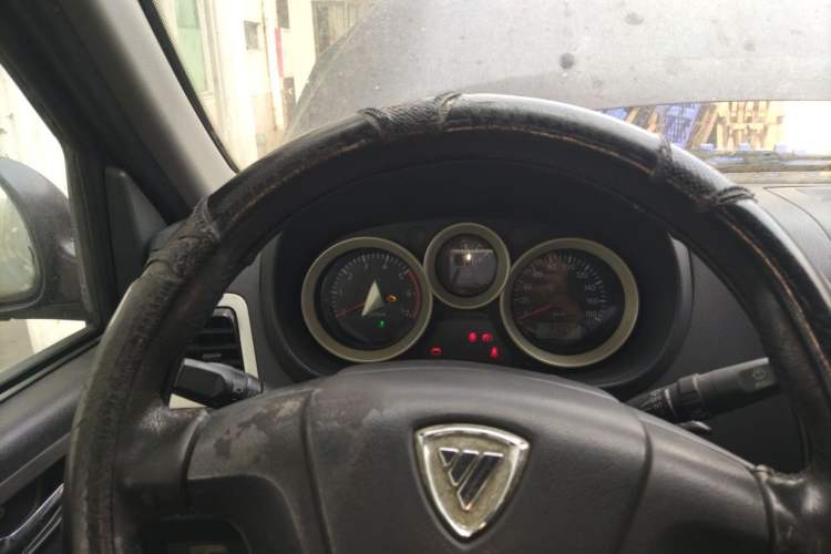 Used Foton MP-X E 2012 2.0L Business Edition Standard Long-Wheelbase 4Gi-VVT Instrument Cluster