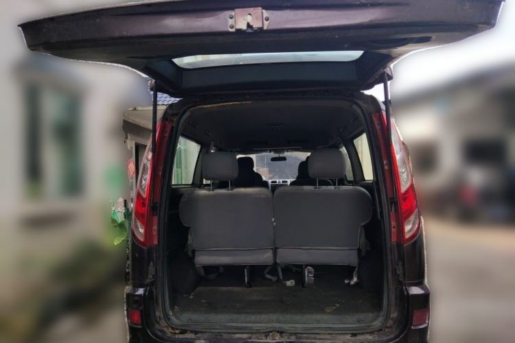 Used Foton MP-X E 2012 2.0L Business Edition Standard Long-Wheelbase 4Gi-VVT Trunk