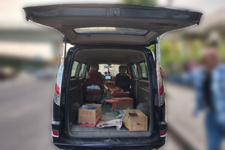Used Foton MP-X E 2014 2.0L Business Class Standard Edition 4G64 Trunk