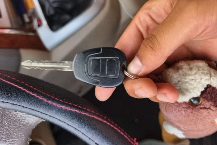 Used Foton MP-X E 2014 2.0L Business Class Standard Edition 4G64 Vehicle Key