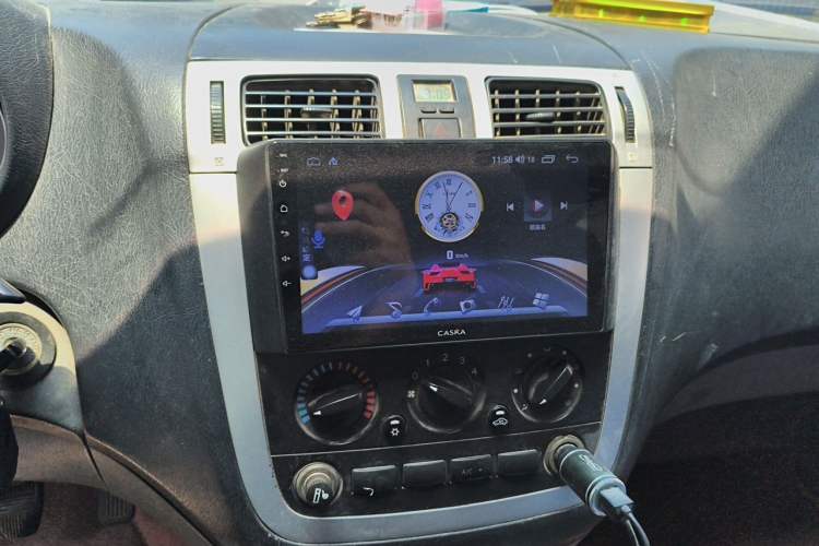 Used Foton MP-X E 2014 2.0L Wealth Express Classic Edition 4Gi-VVT Audio And AC Panel