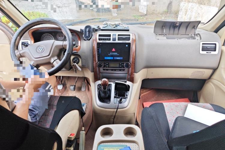 Used Foton MP-X E 2014 2.4L Wealth Express Comfort Version Basic Configuration Long Wheelbase 4G69 Center Console